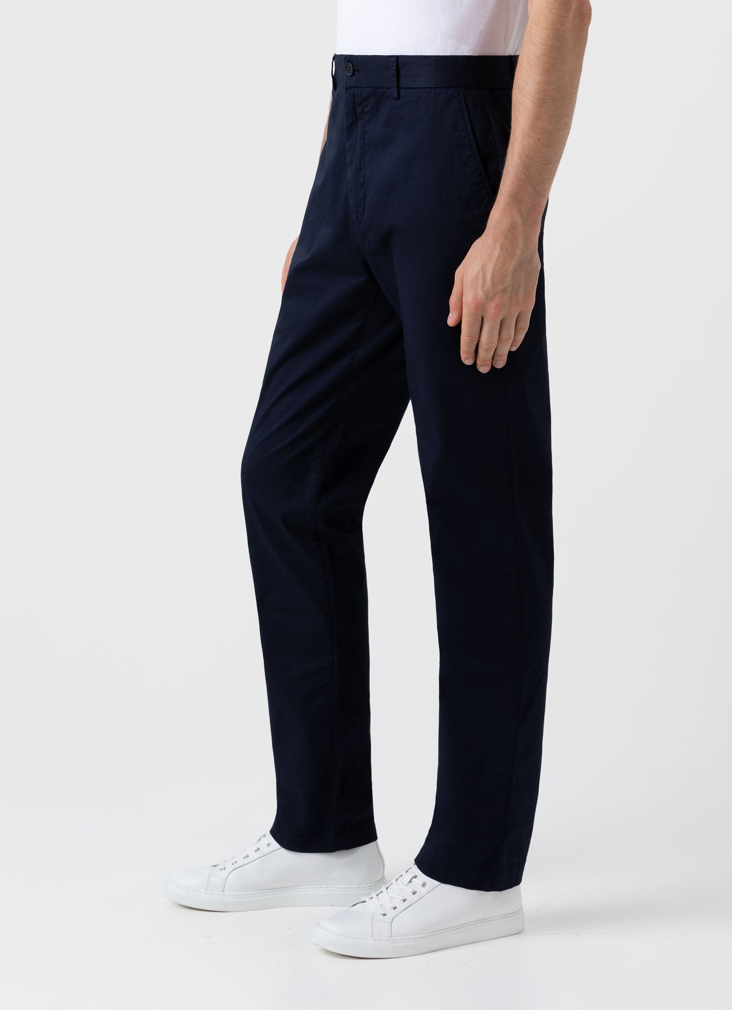 Men's Regular Fit Stretch Chino in Navy