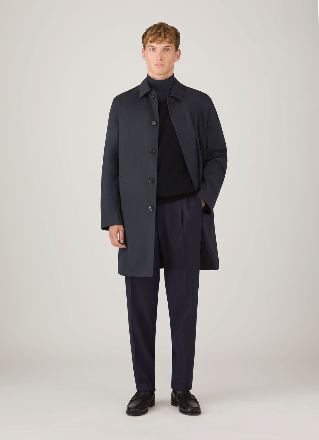 Men's Pleated Wool Twill Trouser in Navy