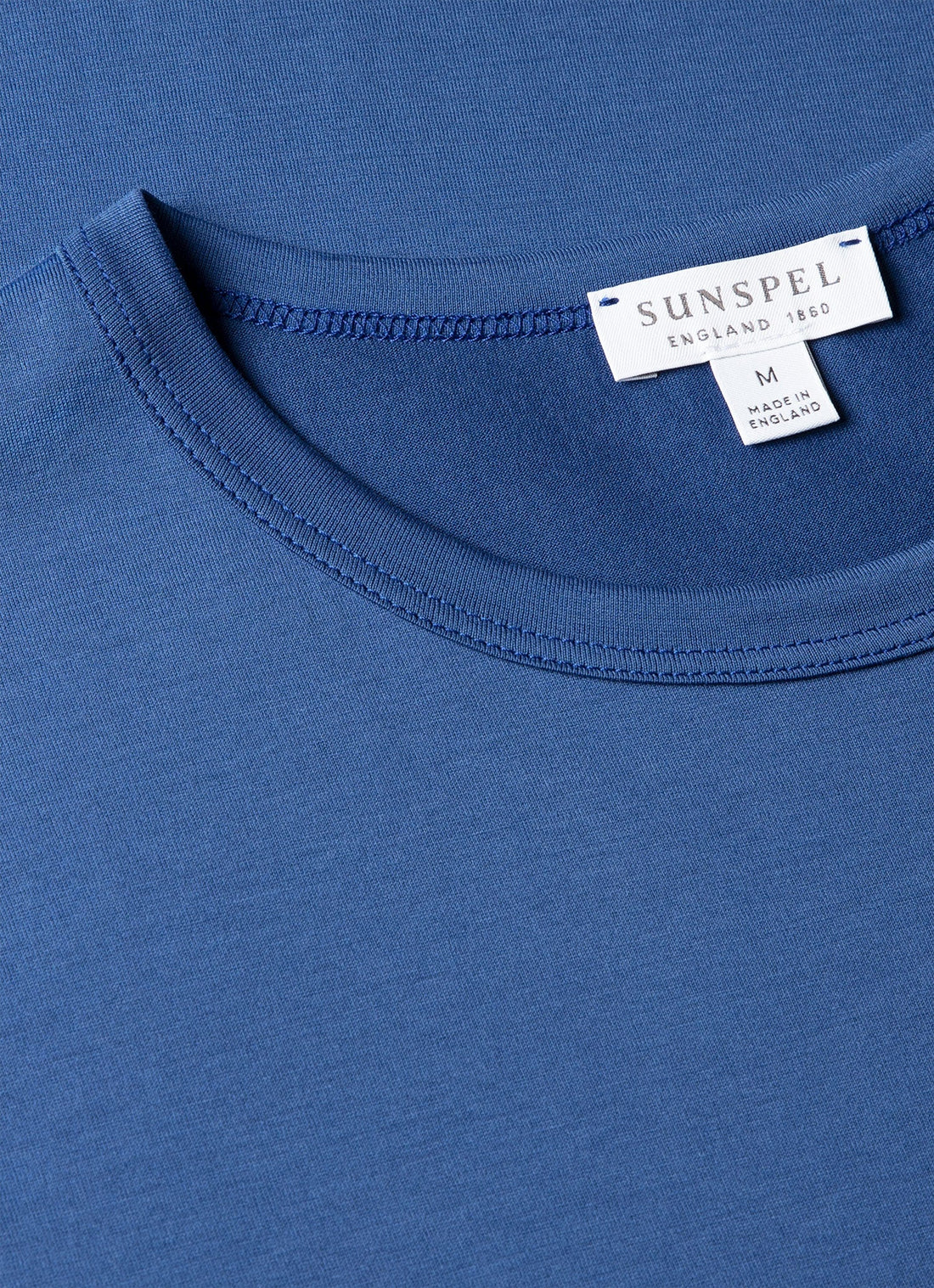 Klassisches T-Shirt