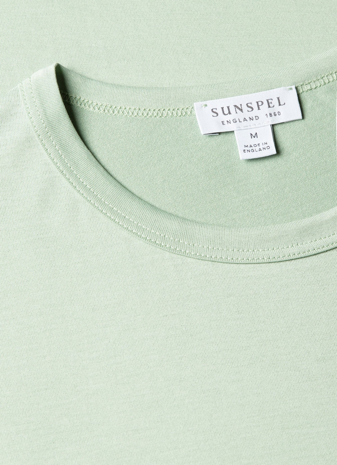 Klassisches T-Shirt