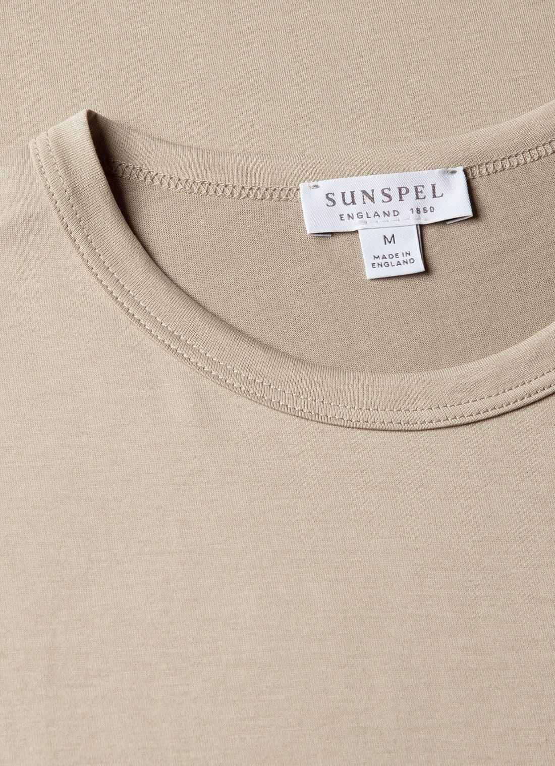 Klassisches T-Shirt