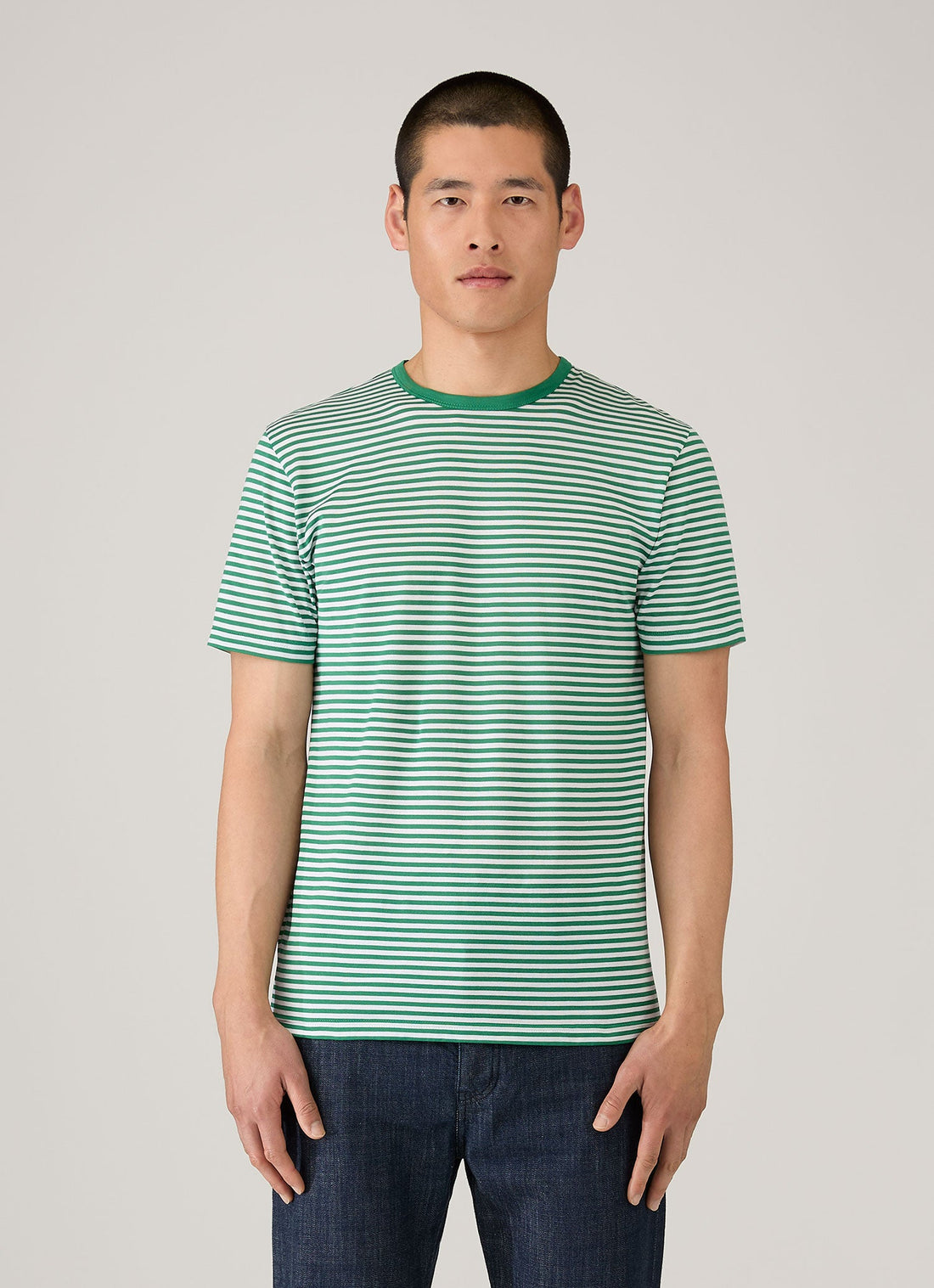 Klassisches T-Shirt