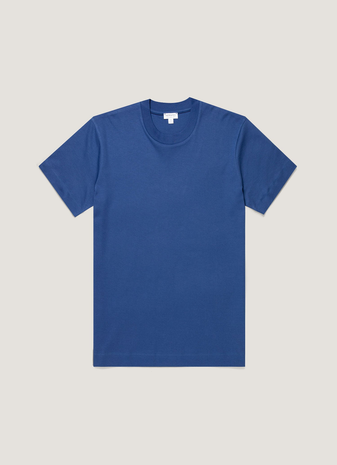 Locker geschnittenes T-Shirt