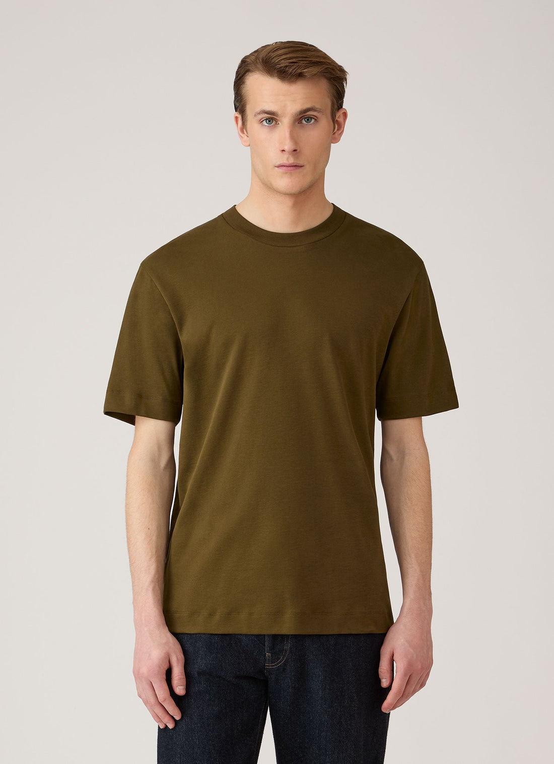 Locker geschnittenes T-Shirt