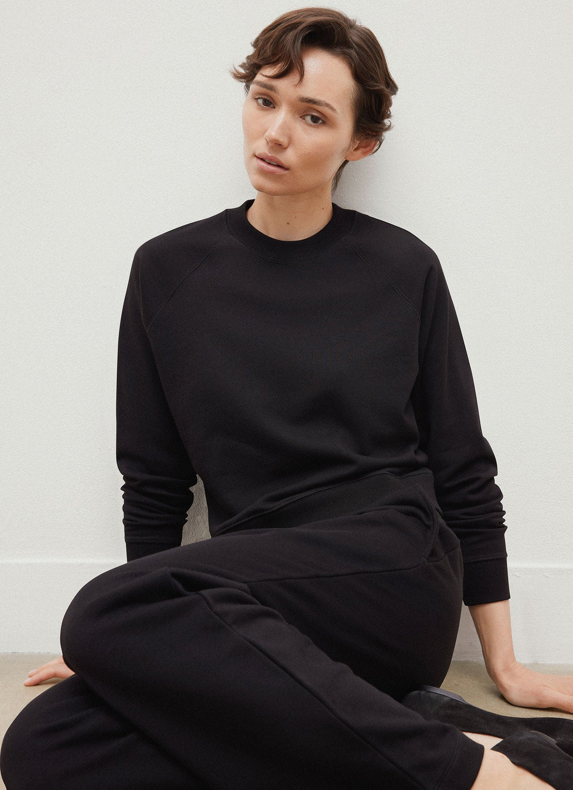 Women's Supima Loopback Sweatshirt in Black