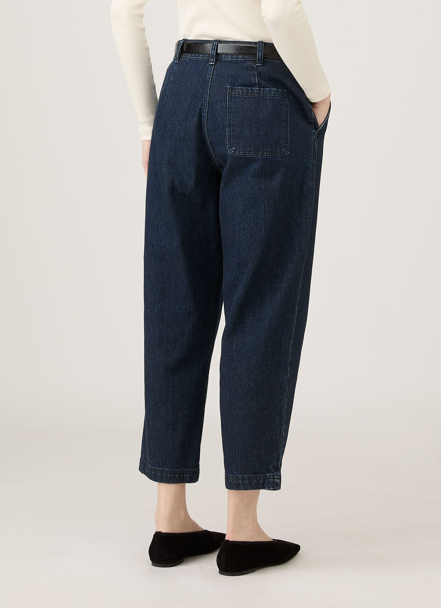 Women's Denim Tapered Trouser in Denim Rinse Wash