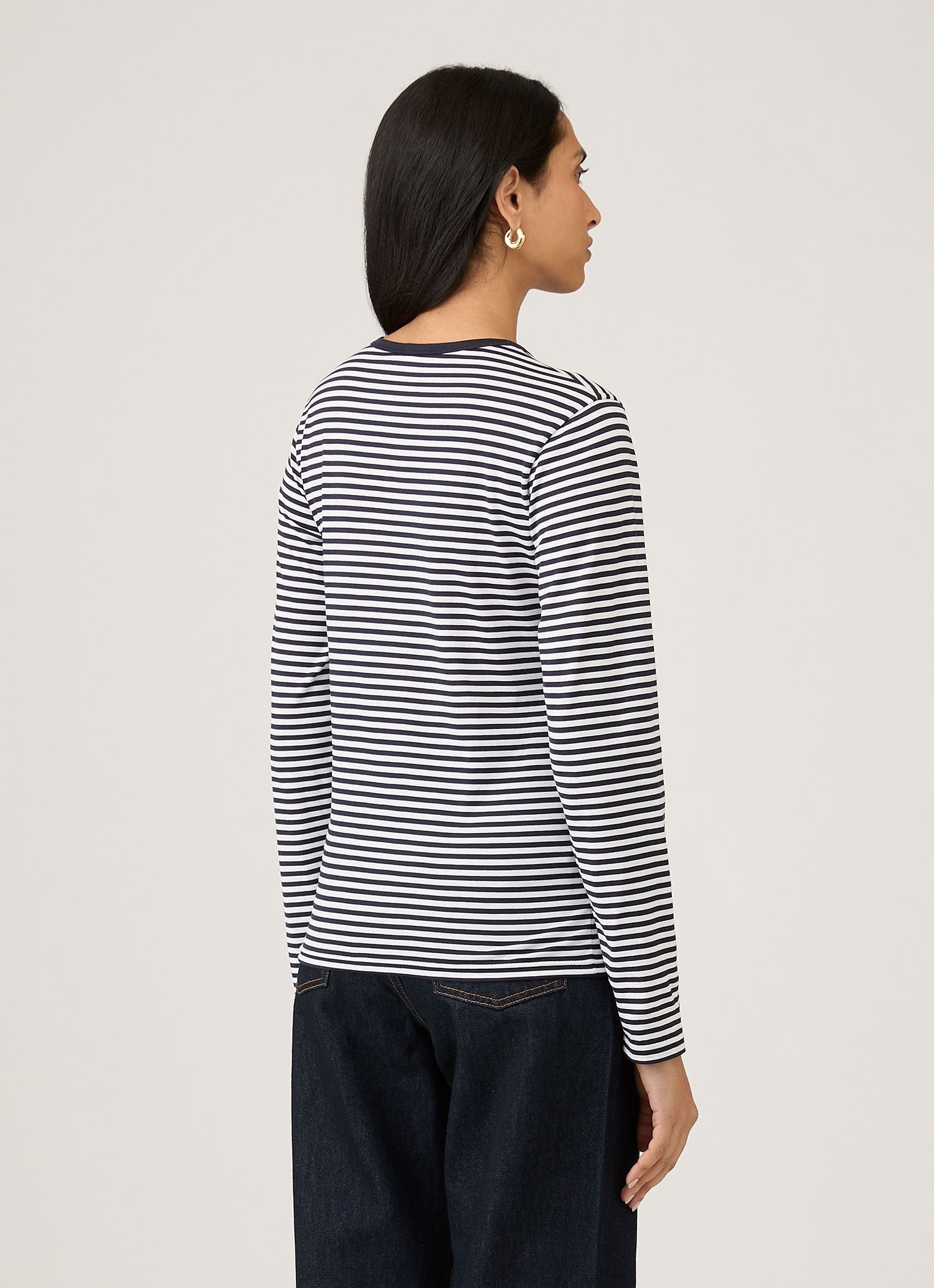 Women's Long Sleeve Classic T-shirt in White/Navy English Stripe