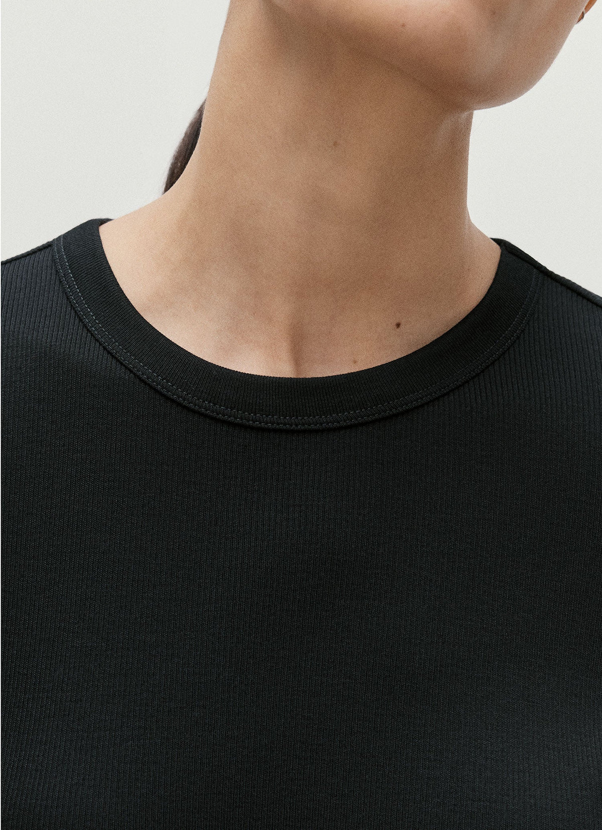 Women's Ribbed T-shirt in Black