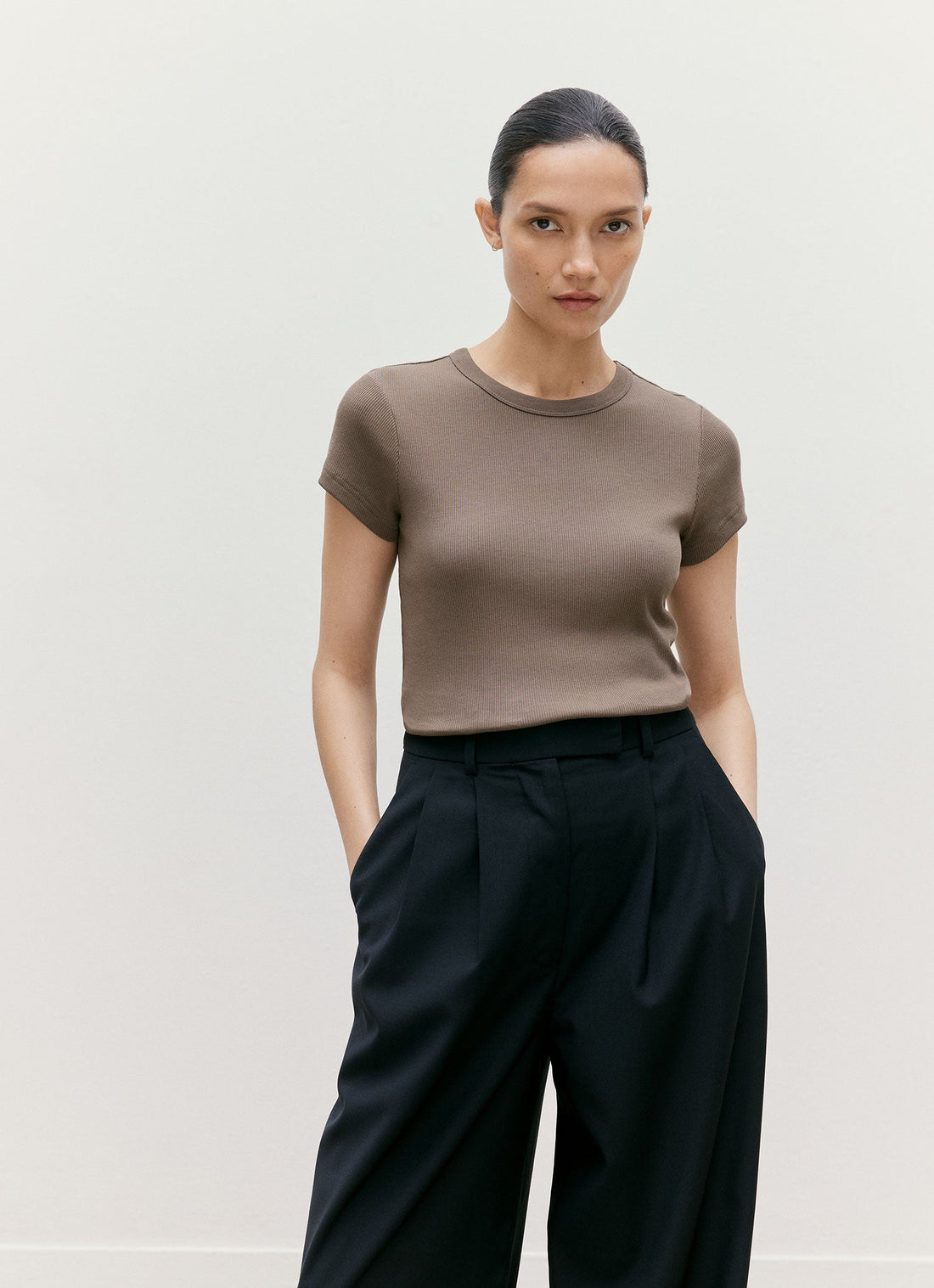 Geripptes T-Shirt