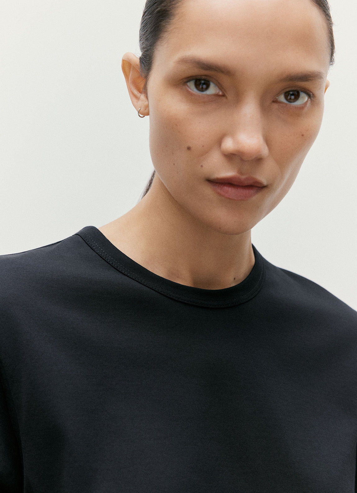 Women's Everyday T-shirt in Black