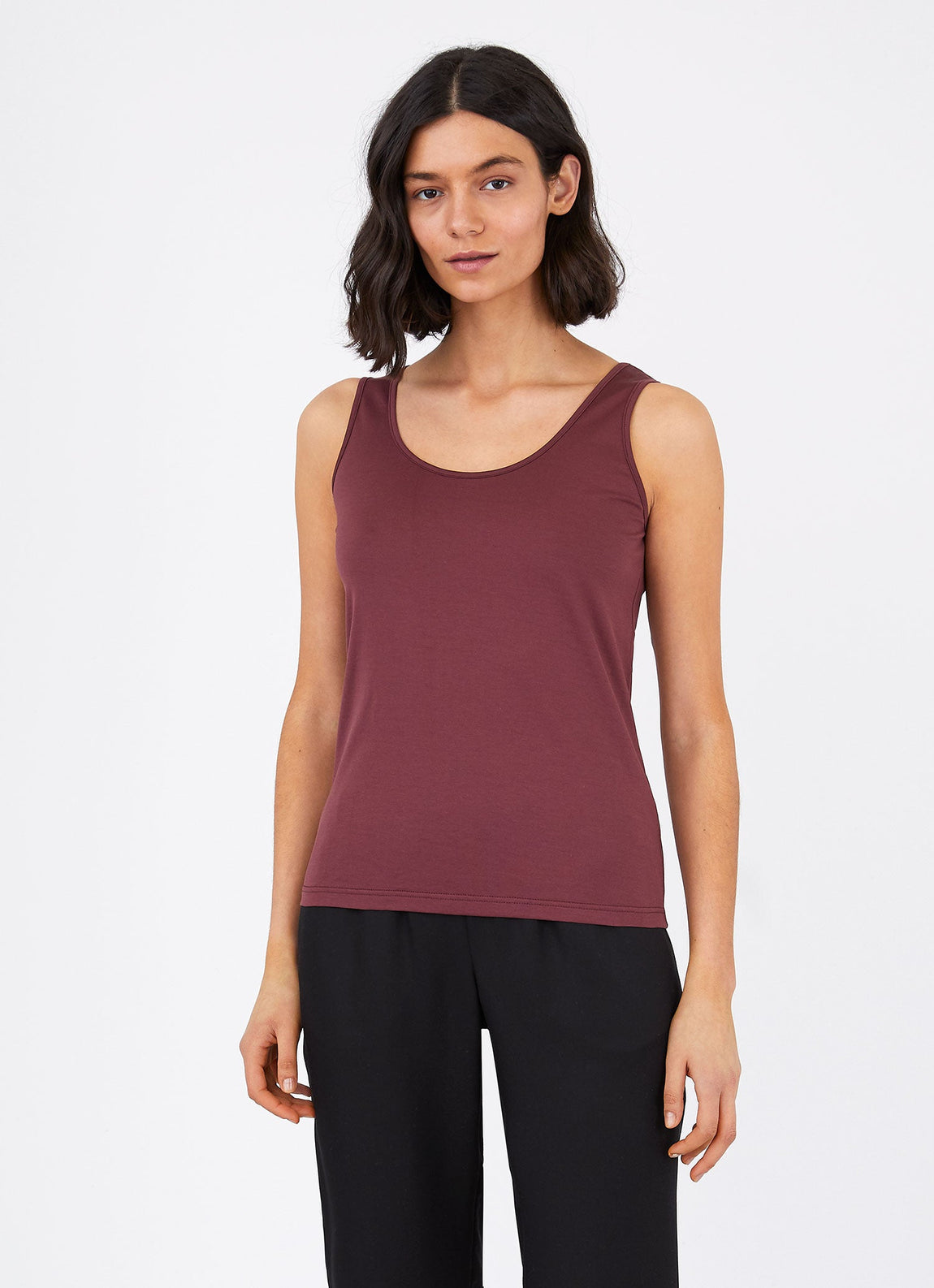 Women's Classic Vest in Oxblood