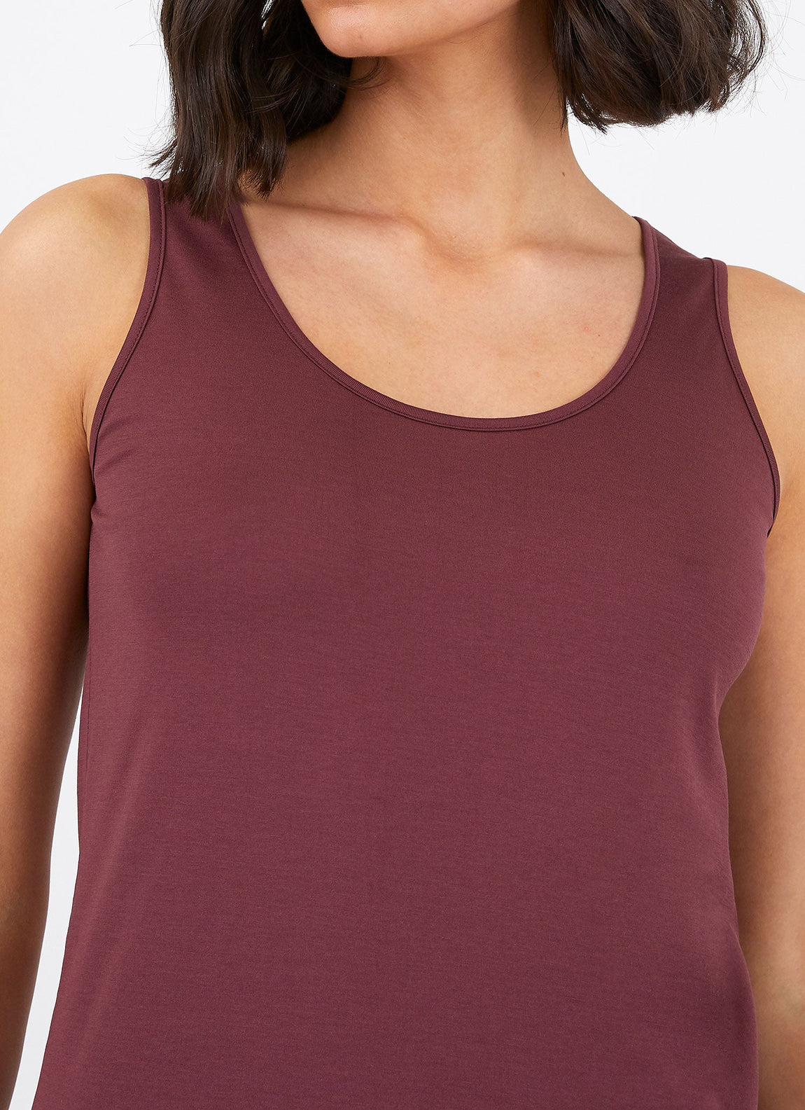 Women's Classic Vest in Oxblood