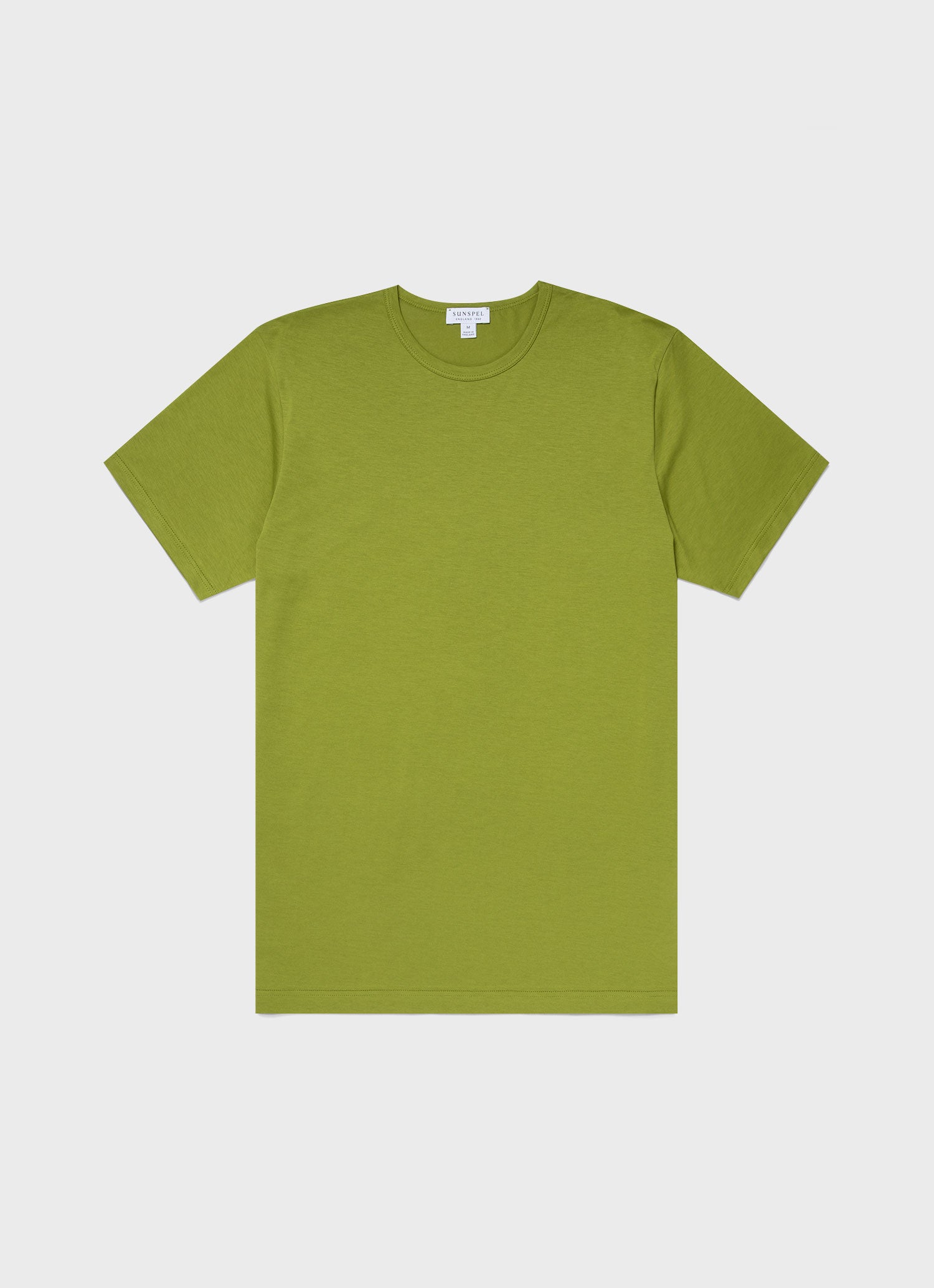 Men's Classic T-shirt in Country Green