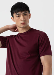 Men's Classic T-shirt in Vino