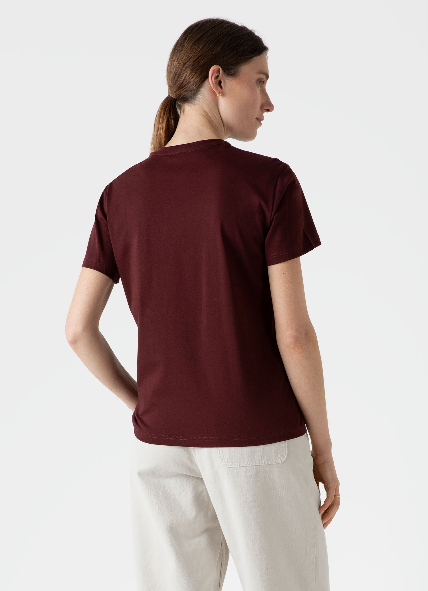 Boy Fit T shirt in Maroon Sunspel