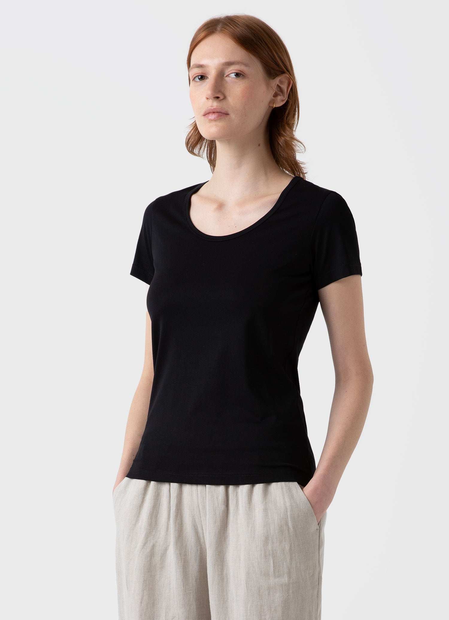 Women's Classic Scoop Neck T-shirt in Black